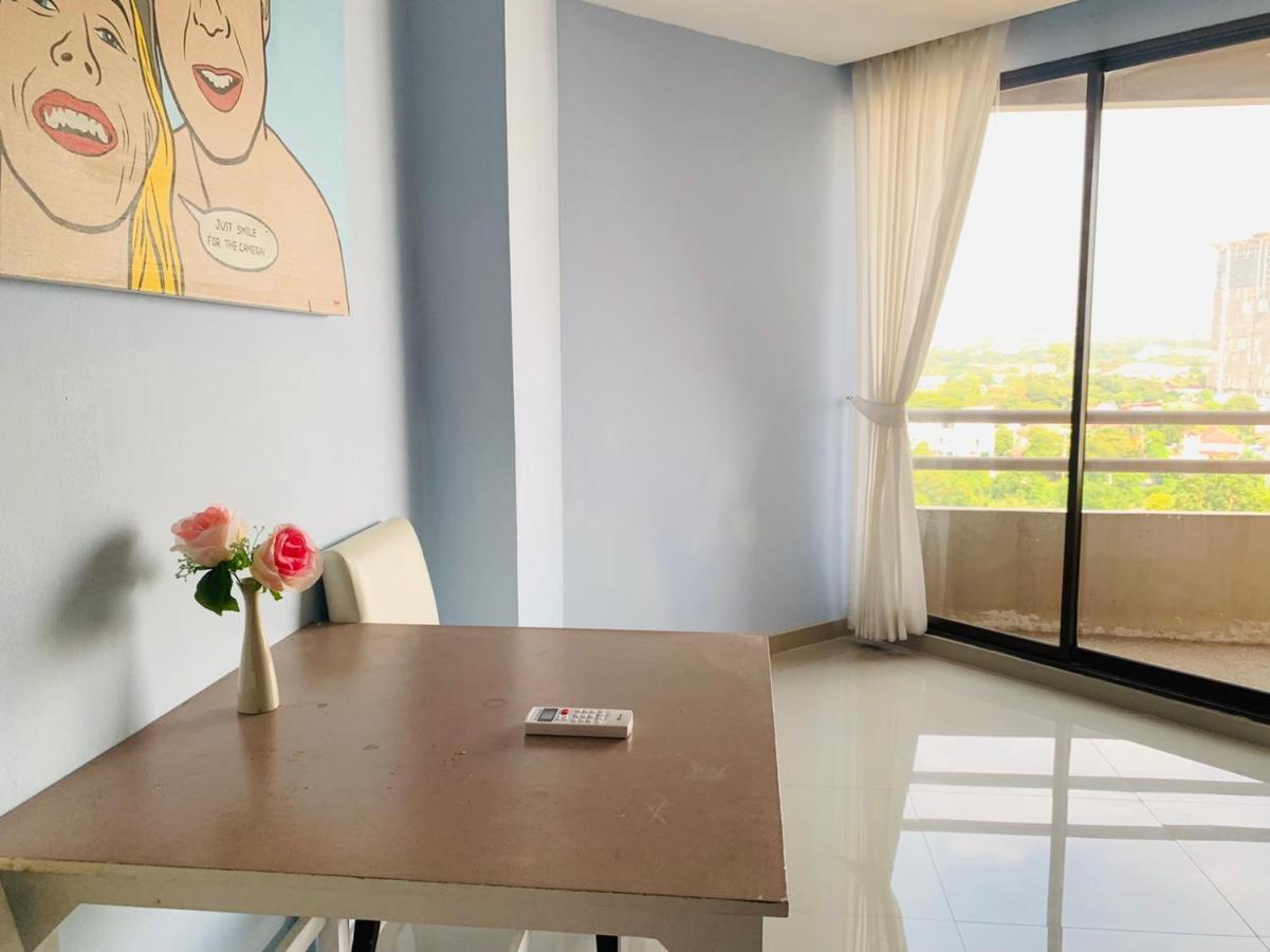 Angket Hip Residence Pattaya Exterior foto